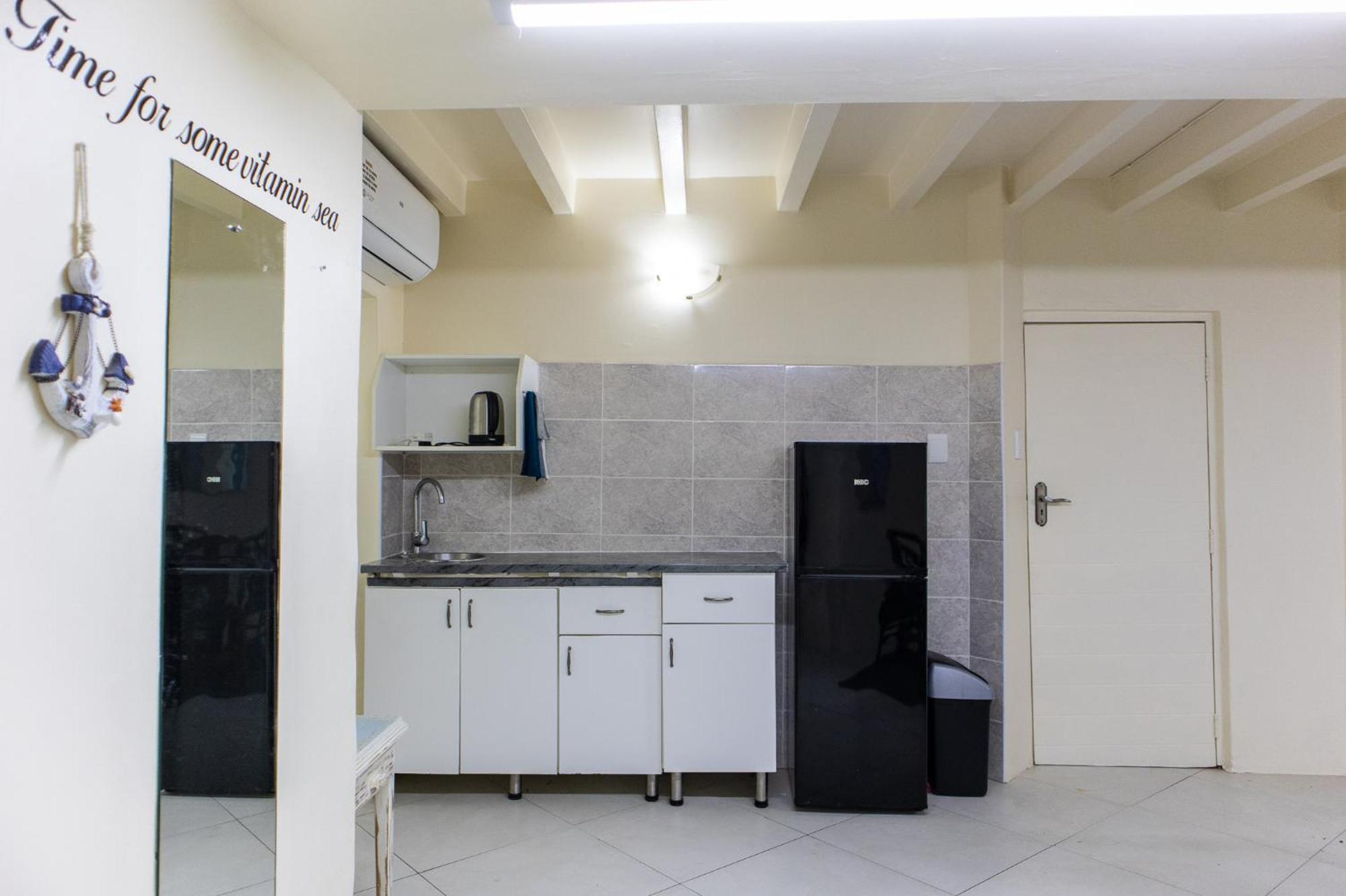 305 Guest House Amanzimtoti Eksteriør bilde